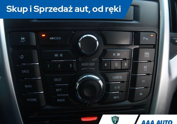 Opel Astra cena 30000 przebieg: 175786, rok produkcji 2014 z Tarnobrzeg małe 211